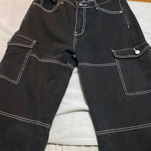 SHEIN- large cargo jeans